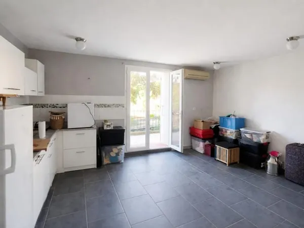 Immeuble 7 pièces 203 m²
