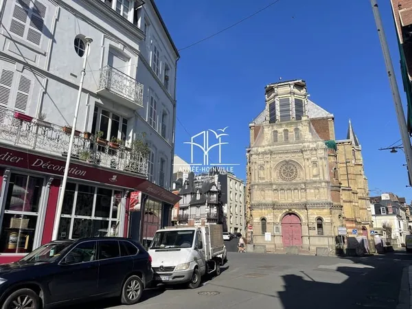 MAISON QUARTIER BONSECOURS AVEC EXTERIEUR