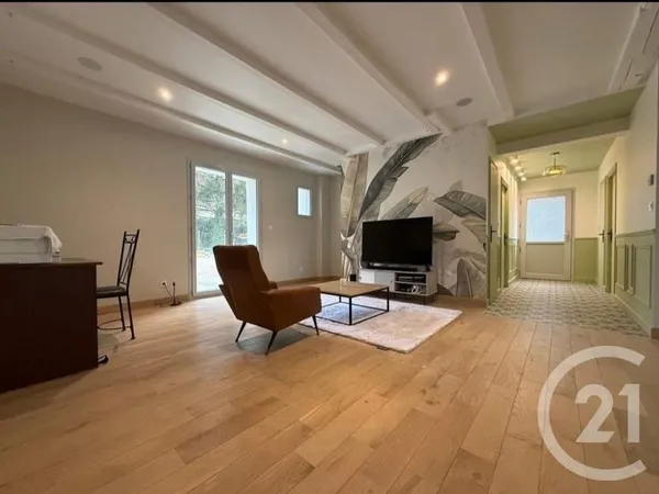 Maison 5 pièces 121 m²