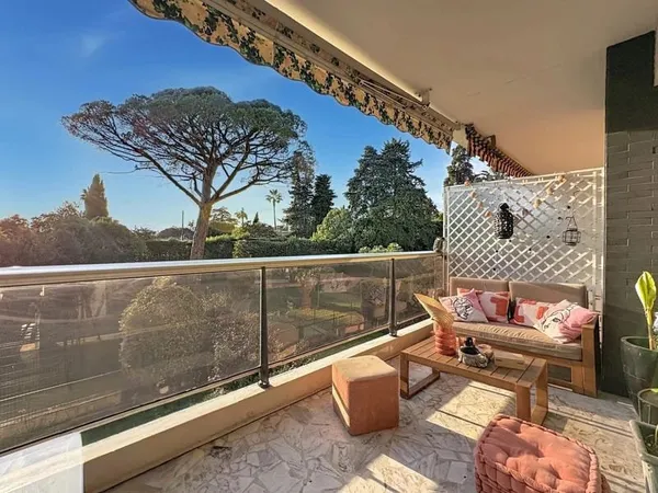 Appartement 4 pièces 109m² - Terrasse vue dégagée, garage - Cannes Bénéfiat