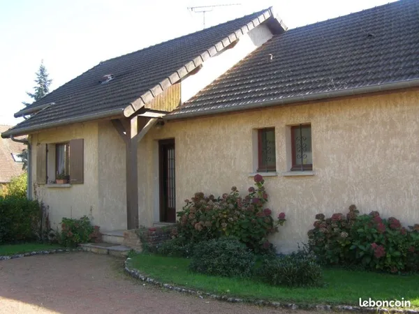 Villa Lumineuse de 105 m² - Terrain de 2 000 m² - Saint-Maurice-lès-Châteauneuf