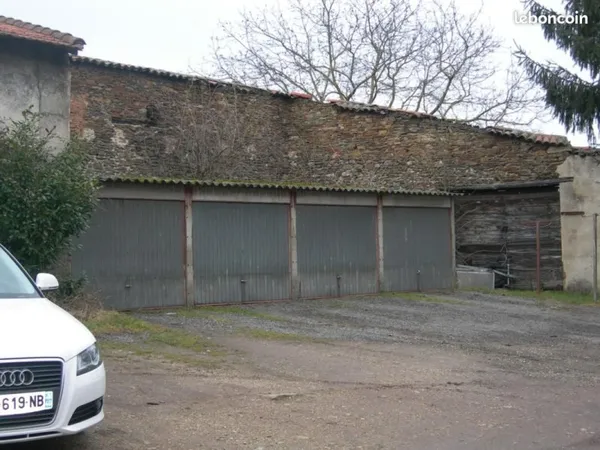 Garage/box Le Chambon Feugerolles