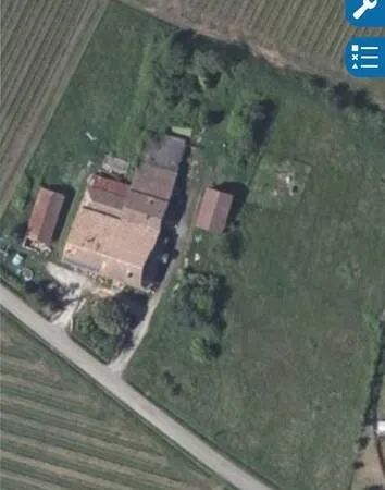 Maison 10 pièces 440 m²