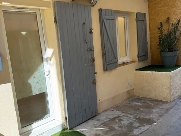 Appartement T2 rénové avec soin - 33 m² - Saint-Henri