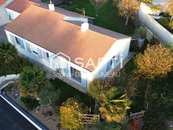 Maison plain pied 3 chambres, garage et jardin clos