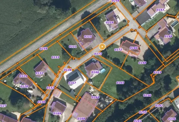 Terrain 632 m²