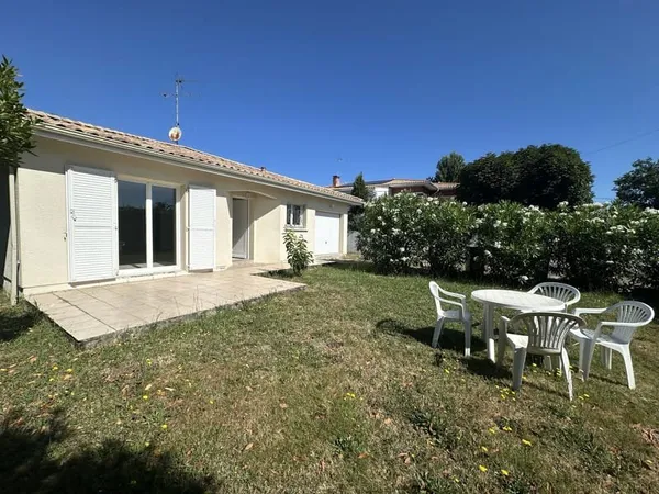 A VENDRE GUJAN - maison de plain-pied 3 chambres et dépendan