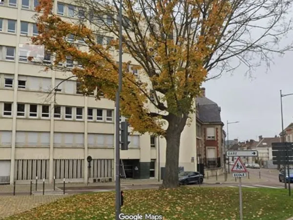 Local de bureau 35m² place de parking près gare SNCF