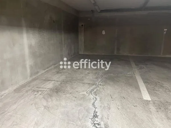 Parking 15 m²