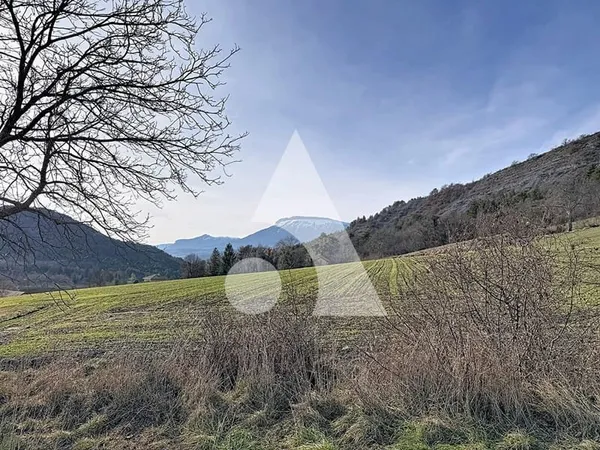 Terrain Gap - 4 580 m² environ !