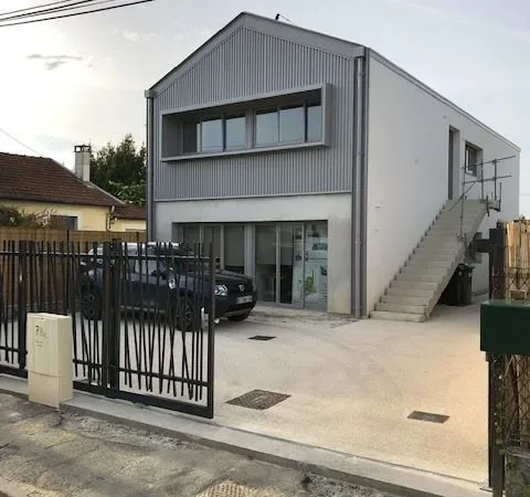 Immeuble 9 pièces 176 m²