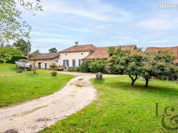 Maison 3 pièces 105 m²