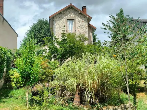 Maison de ville charmante à Saint-Junien