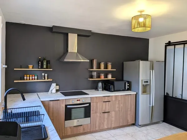 Ensemble immobilier de type 6 de 157 m2 sur une parcelle de