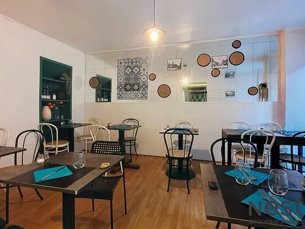 À VENDRE Fonds de commerce restaurant 50m² + terrasse à Cazeres
