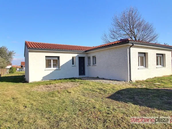 Maison Saint Romain Le Puy 5 pièces 110 m2, 4 chambres, garage, terrain 930 m²