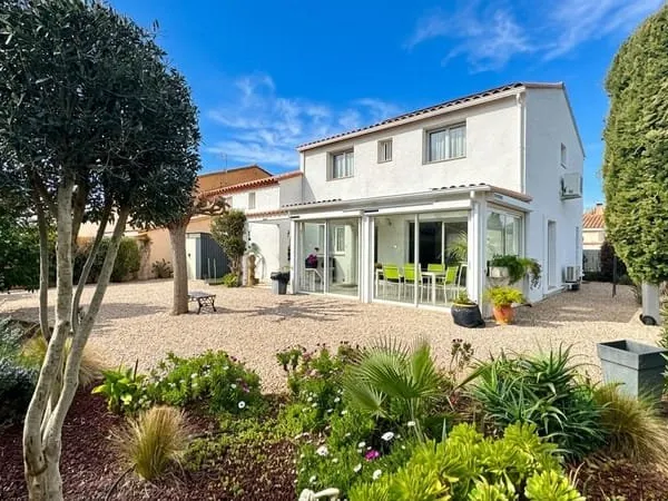 ACHAT - SAINT CYPRIEN - VILLA 6 PIECES