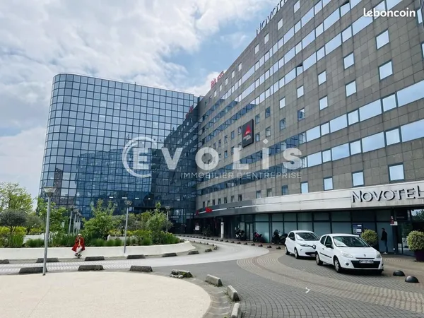 Bureaux 150 m²