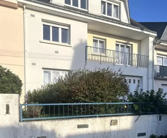 Maison familiale traditionnelle - 6 pièces - Lanester -