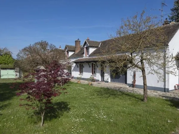 Maison 10 pièces 225 m²