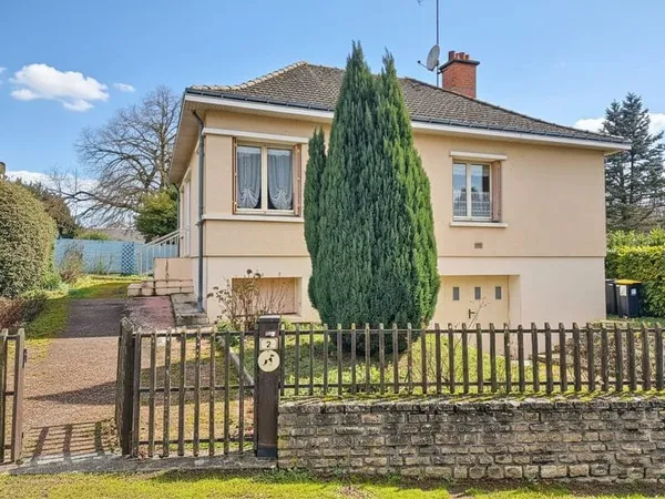 MAISON SUR SOUS-SOL