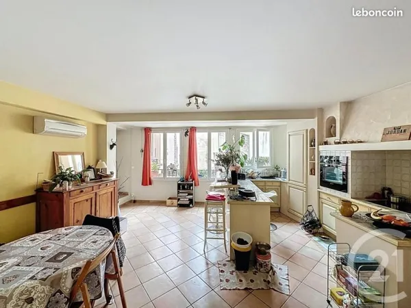 Appartement 4 pièces 76 m²