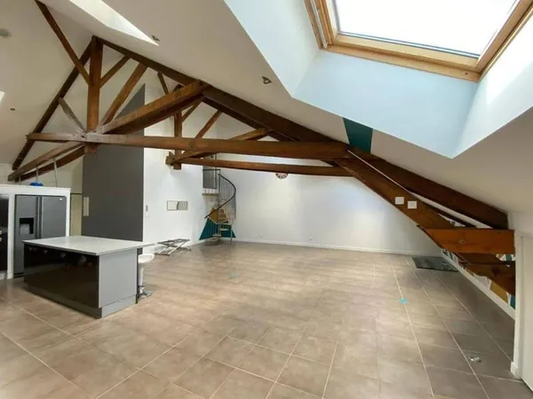 Duplex 5 pièces 107 m²
