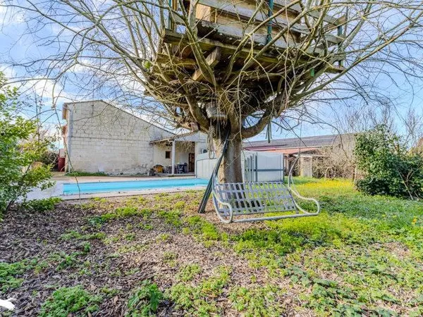 Maison en pierre de 5 pièces principales