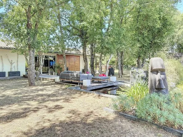 Maison 5 pièces 208 m²