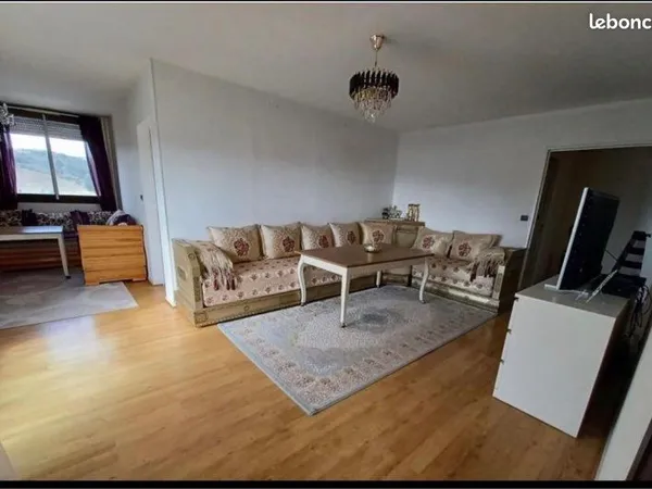 Grand T5 92m² lumineux - 3 chambres - Vue panoramique - Idéal famille/investisseur