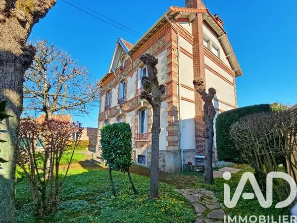 Maison 11 pièces 200 m²