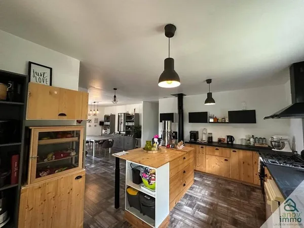 Maison 7 pièces 154 m²