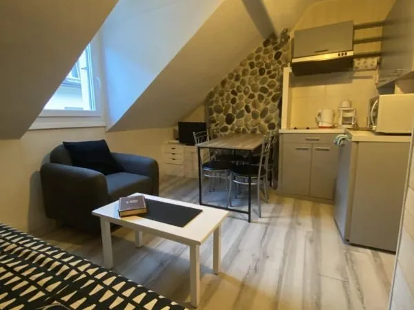 Studio 1 pièce 12 m²