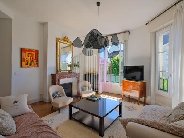Vends t6 et plus - 148.87m² - Rennes 35000