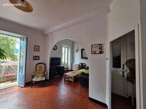 Maison 11 pièces 175 m²