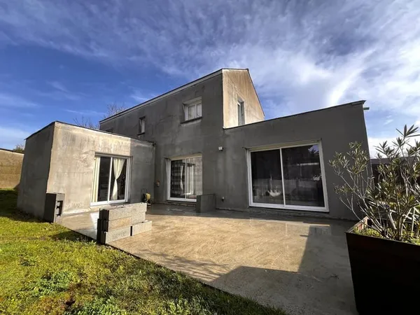 Maison familiale - Bourg de Petit-Mars - 5 chambres