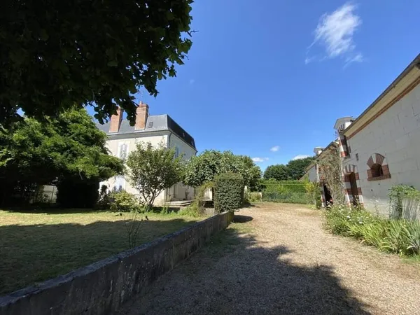 Demeure 9 pièces 236 m²