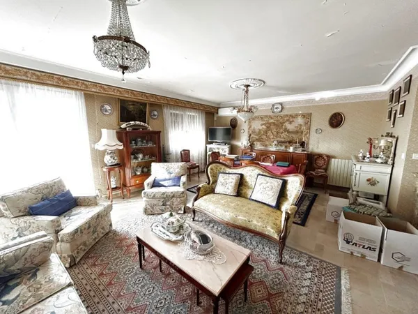 Appartement 5 pièces 119 m²