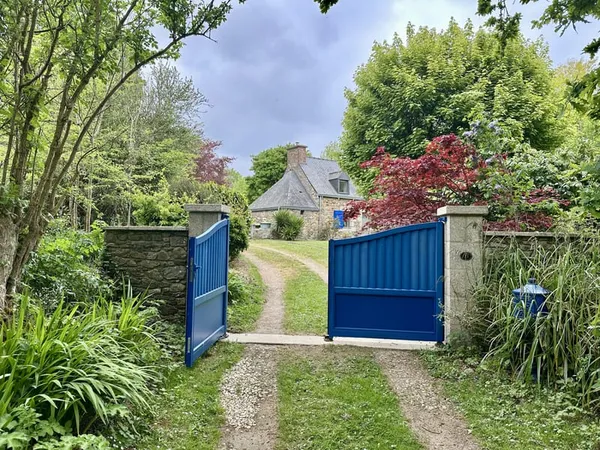 PLOUHA - Maison en pierre - Vues mer