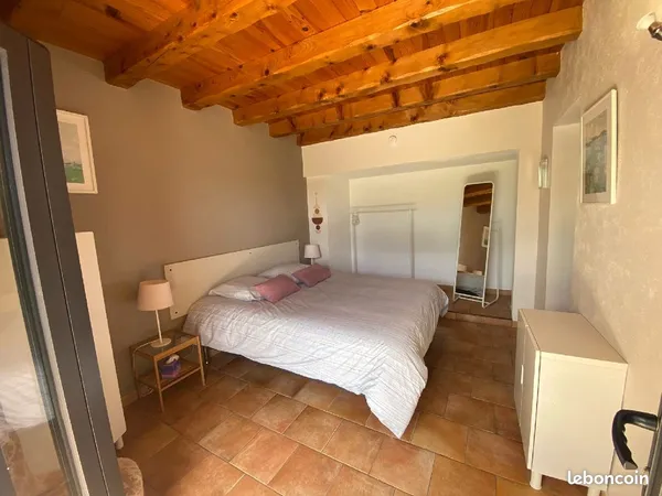 Chambre - Studio à louer au mois