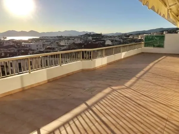 Villa toit proche Croisette