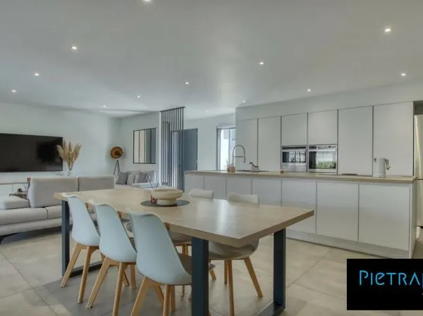 Maison contemporaine de 155m2