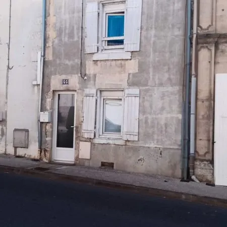 Maison de ville avec courrette