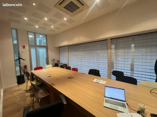 Local commercial 122 m²