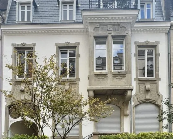 Local d'activité 4 pièces 95 m²
