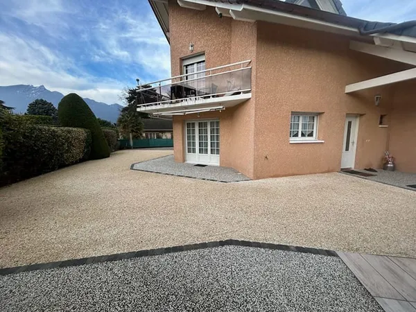Appartement Aix Les Bains 3 pièce(s) 84.50 m2