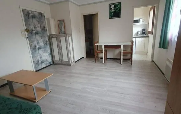 Studio 1 pièce 25 m²