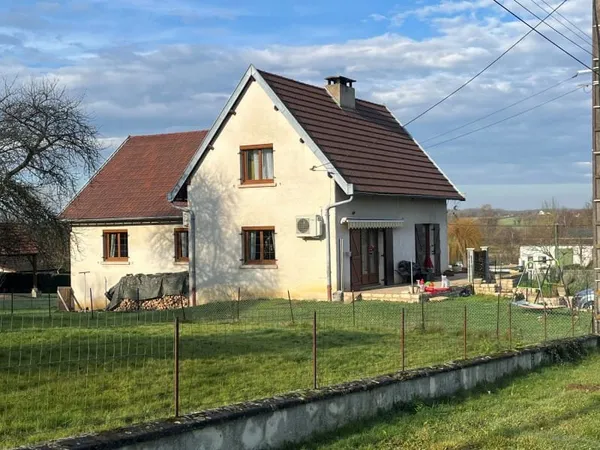 Maison 10 pièces 186 m²