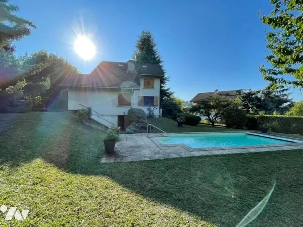 Maison 5 pièces 130 m²