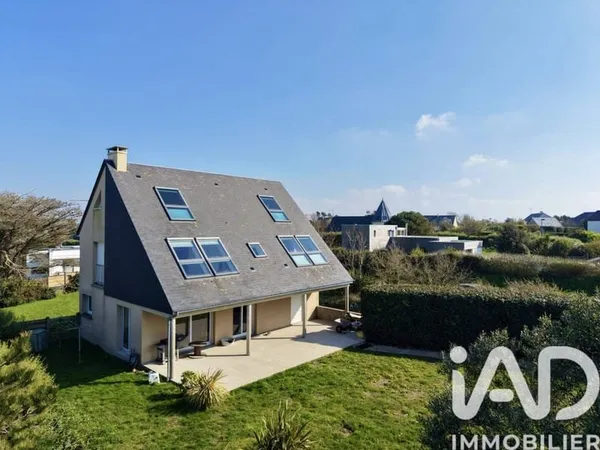 Maison 9 pièces 151 m²